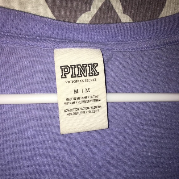 VS PINK tee 💞 - Picture 3 of 3
